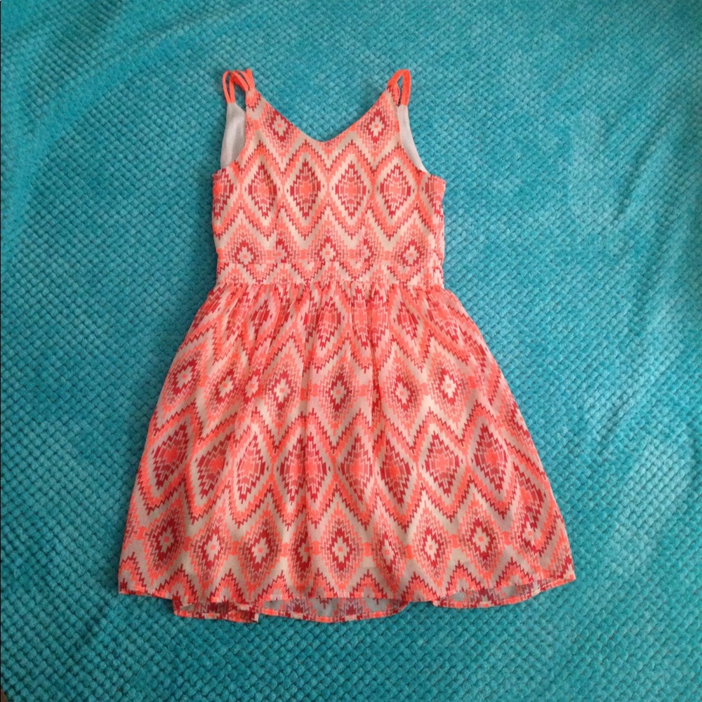 CHARMING CHARLIE:a pink dress.